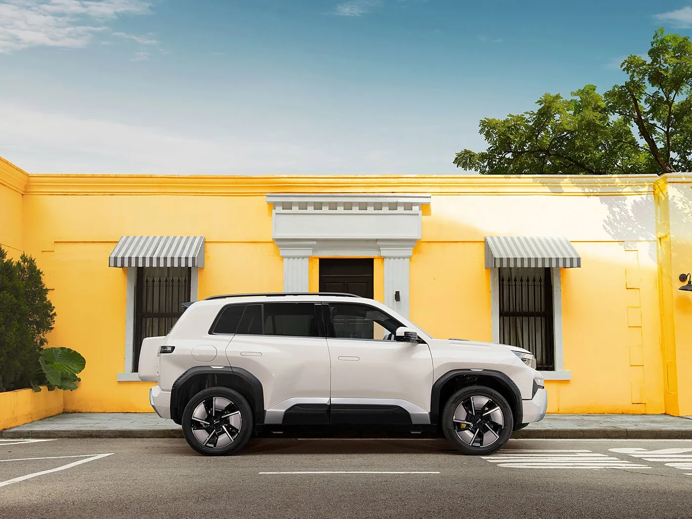 Ekuacioni BYD Leopard Titanium 3 Pure Electric Compact SUV me rreze CLTC 501 km, performancë L2 ADAS & AWD/RWD me 4 dyer dhe 5 ulëse dhe kontroll lundrimi me shpejtësi të plotë