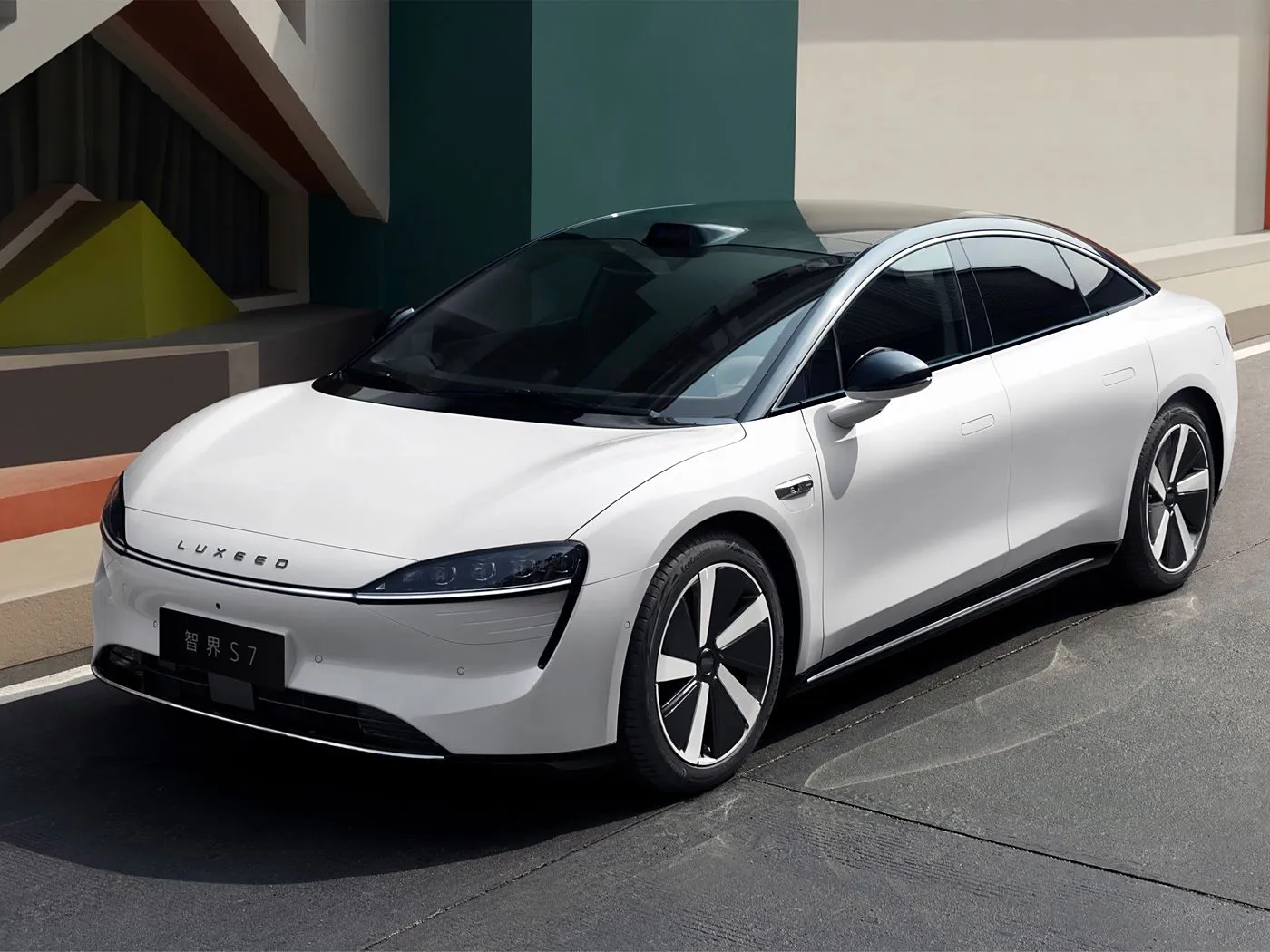 CHERY LUXEED S7 Exeed automjet luksoz elektrik me energji të re me RWD/AWD 4 dyer dhe 5 ulëse
