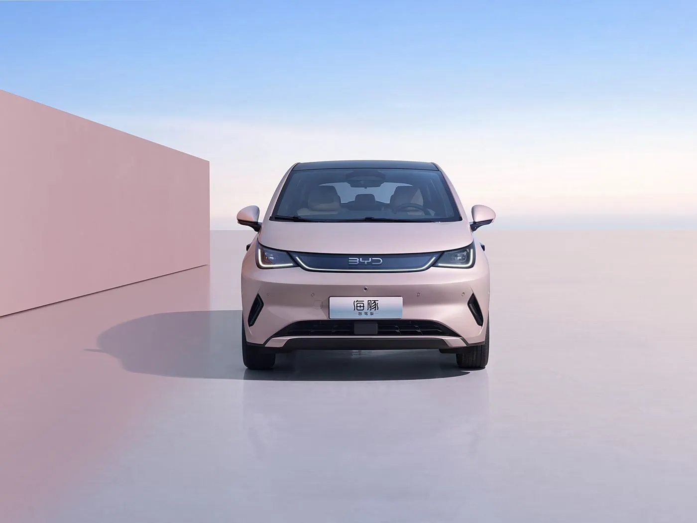 BYD Dolphin Urban Style Mini Electric Hatchback Edition Fashion with Technology Smart Automjet me energji të re