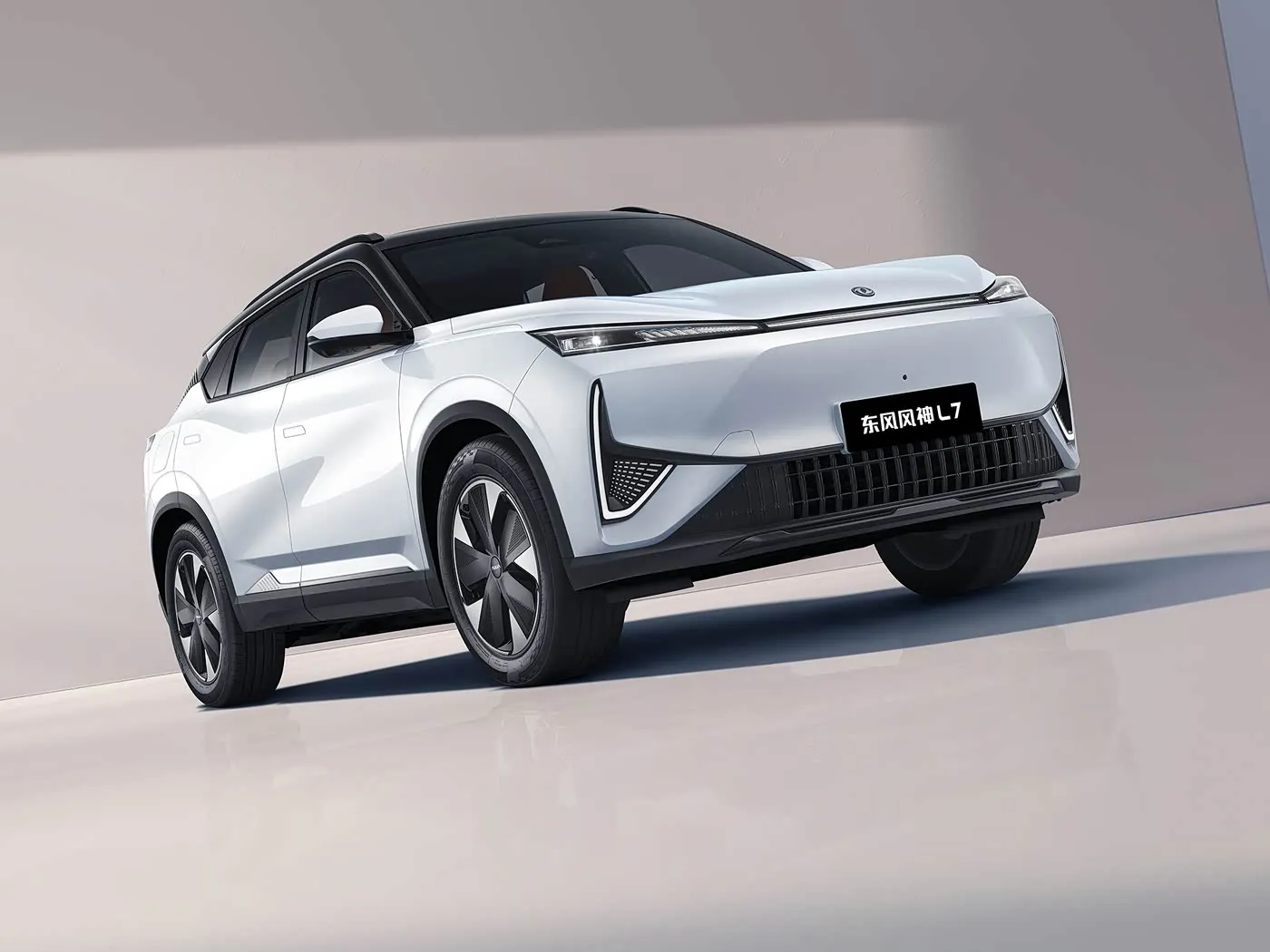 Dongfeng Aeolus L7: EV/PHEV SUV Premium me 5 vende me prekje sedilje lëkure Automjete me energji të re me rreze të gjatë