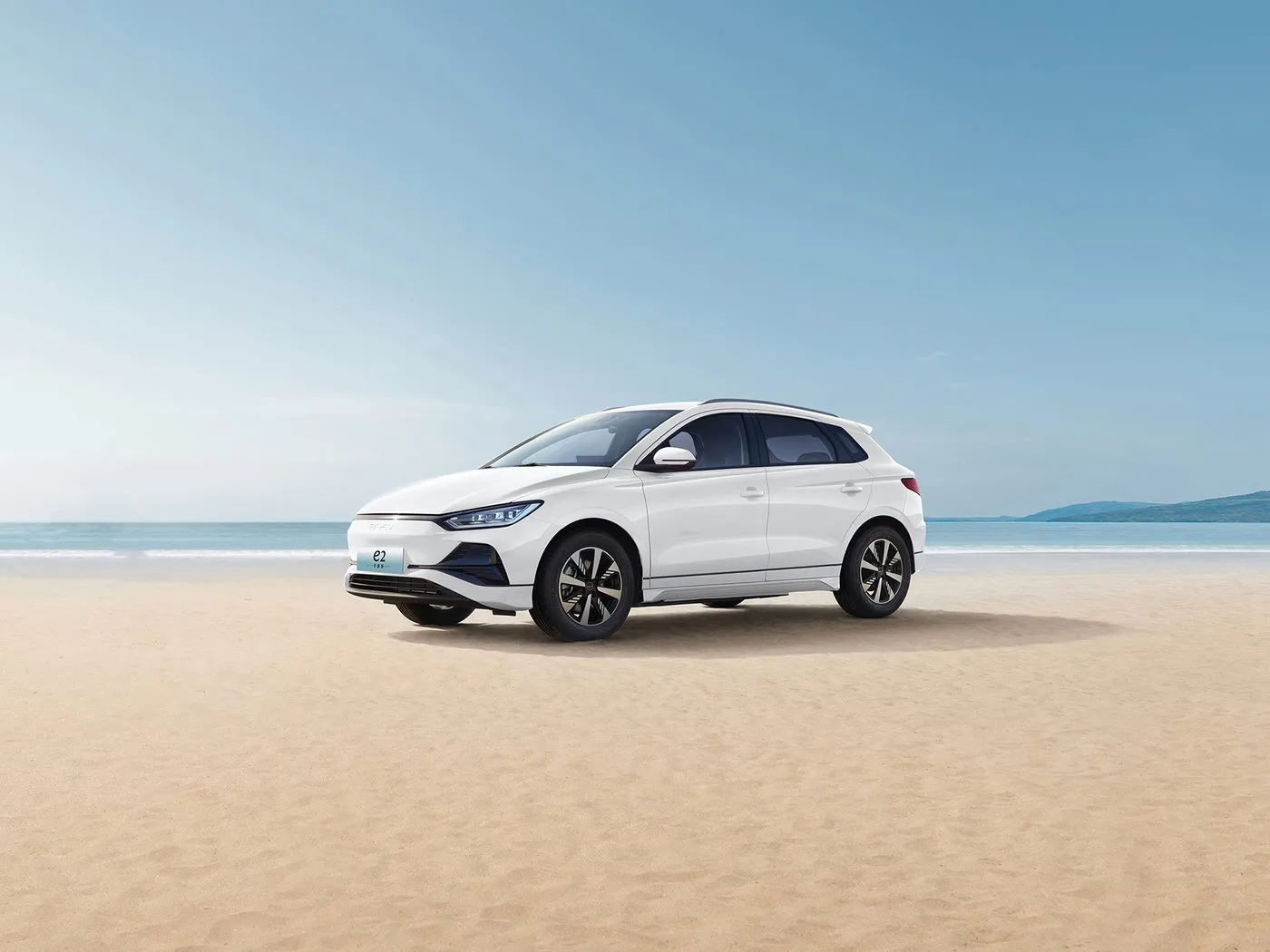 BYD E2 Luksoze Elektrike EV Sedan SUV Hatchback Makinë me drejtim të majtë me motor me bateri litium Automjeti i ri me energji i Kinës