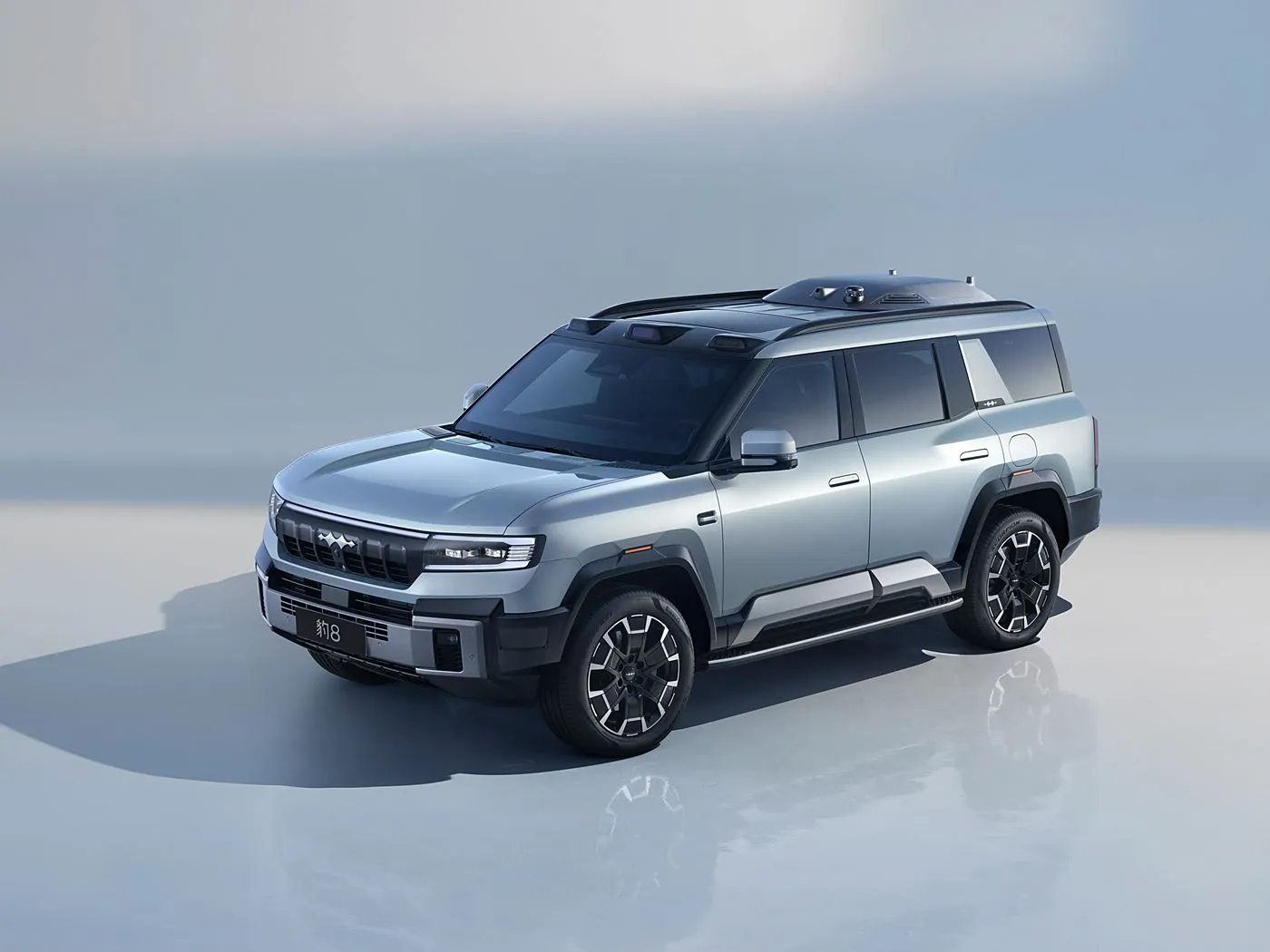 Logistics of luxury minivans 2026
