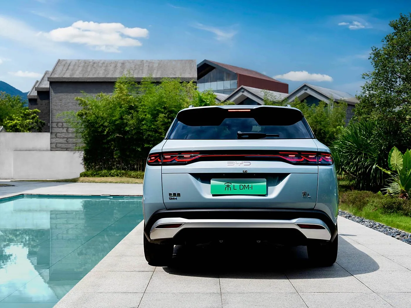 BYD Song L DM-i Kompakt PHEV SUV me rreze të gjatë automjeti me energji të re me shpejtësi të lartë DiPilot 2.0 Sedilje me ngrohje Kamera panoramike 360°