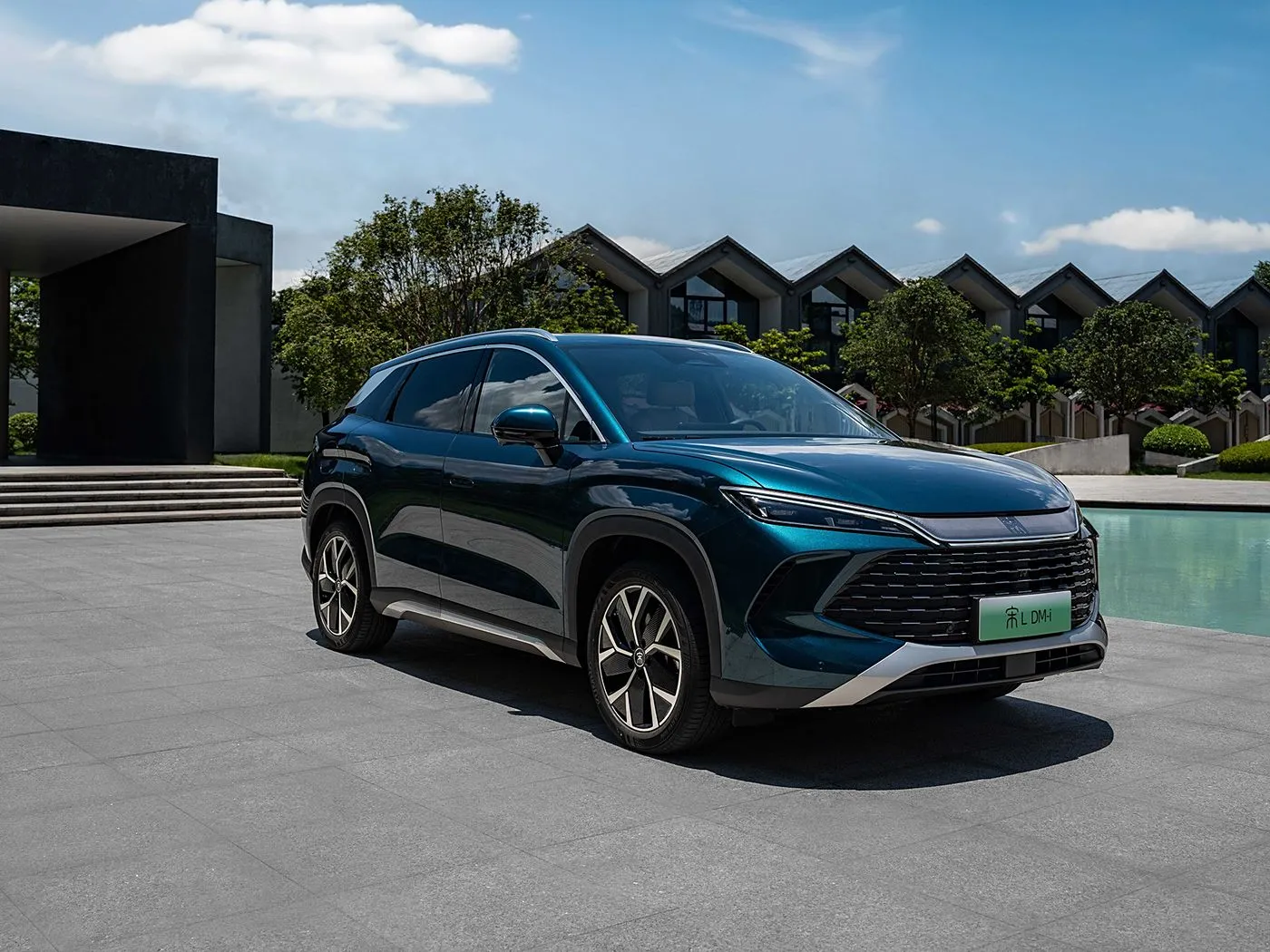 BYD Song L DM-i Kompakt PHEV SUV me rreze të gjatë automjeti me energji të re me shpejtësi të lartë DiPilot 2.0 Sedilje me ngrohje Kamera panoramike 360°