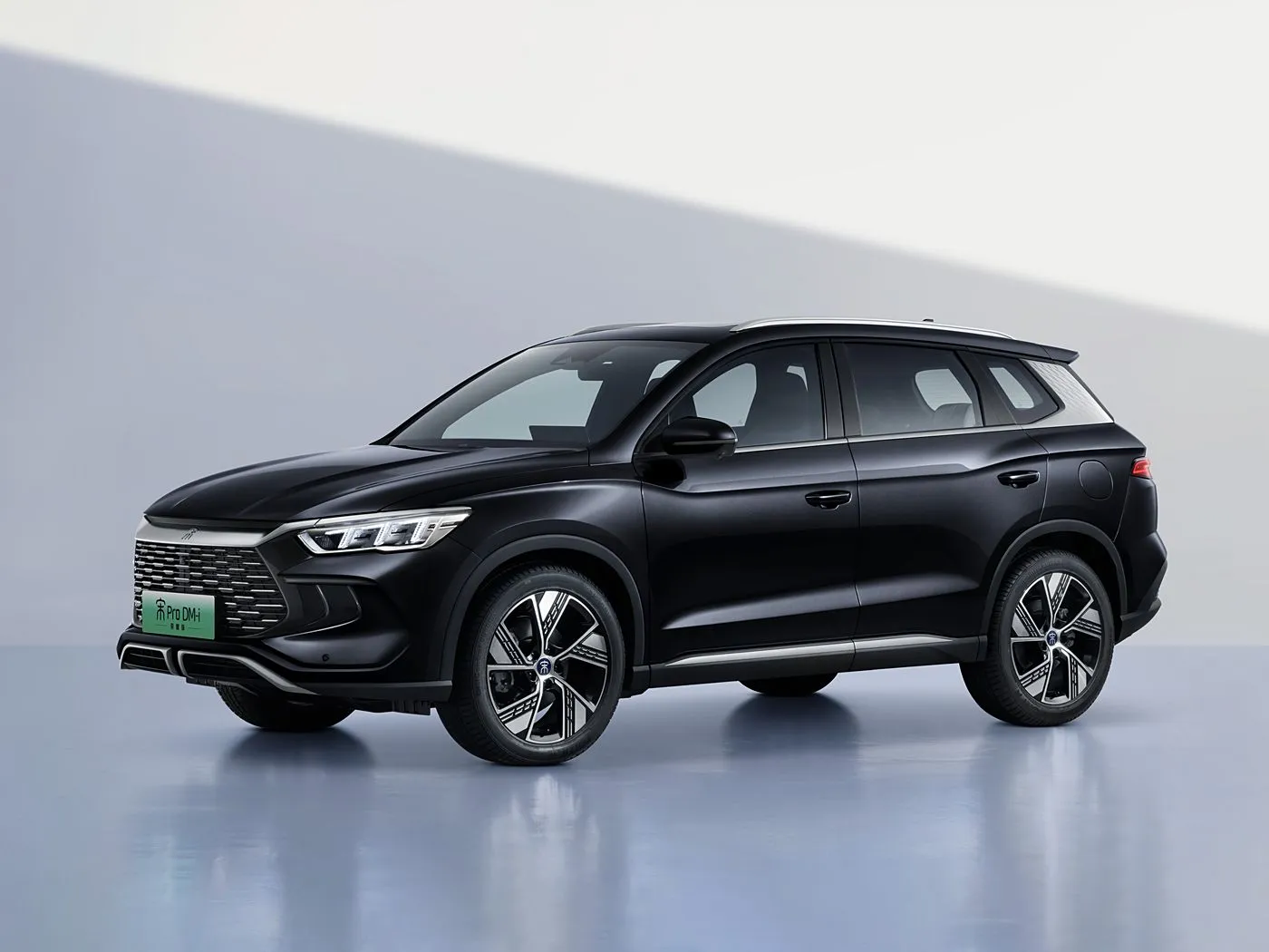BYD Song Pro DM-i SUV kompakt PHEV me automjet hibrid me rreze të gjatë energjetike të re