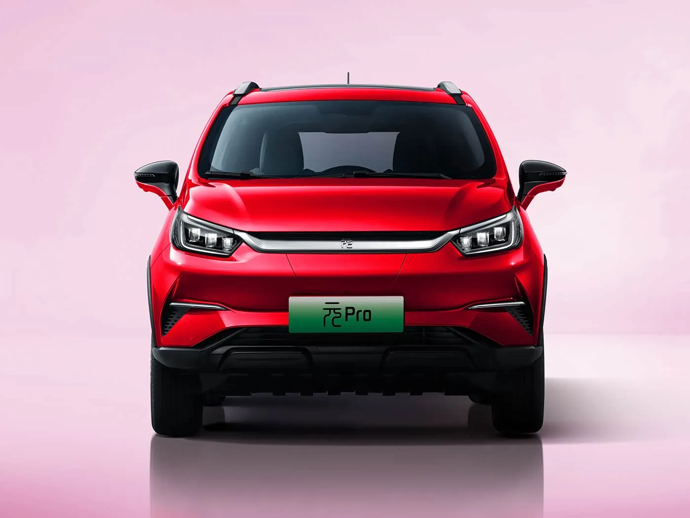 Veçori të avancuara të diapazonit 320KM SUV elektrike luksoze BYD Yuan Pro për drejtimin urban të automjeteve të reja me energji