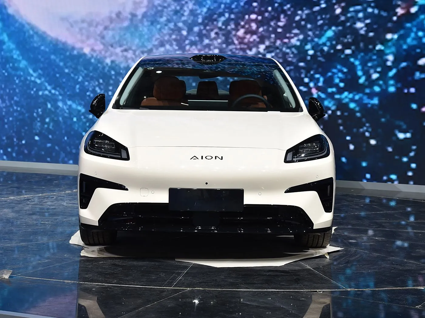 AION RT Elektrik SUV me timon të majtë me shpejtësi të lartë EV Auto Kuti ingranazhesh Hibride Mini Sedan Automjet i ri me energji për të rriturit