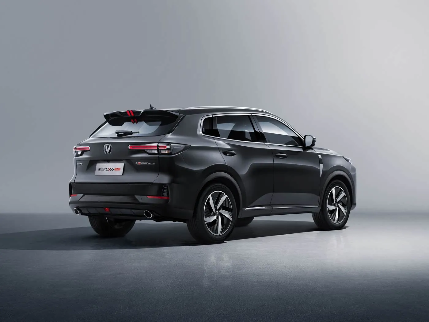 Changan CS55 PLUS SUV kompakt 190 km/h me shpejtësi të lartë, kamera 360°, AC me dy zona dhe premium audio JBL