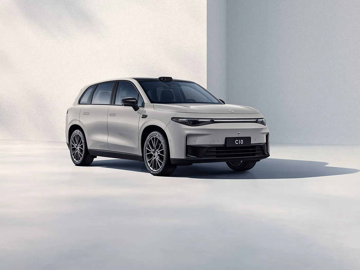 LEAPMOTOR C10 Hybrid me shpejtësi të lartë 4WD Elektrik SUV me rreze 170 km Automjet i ri me energji nga Kina