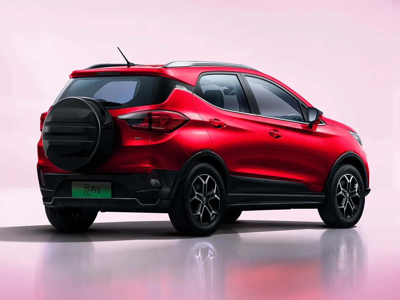 Veçori të avancuara të diapazonit 320KM SUV elektrike luksoze BYD Yuan Pro për drejtimin urban të automjeteve të reja me energji