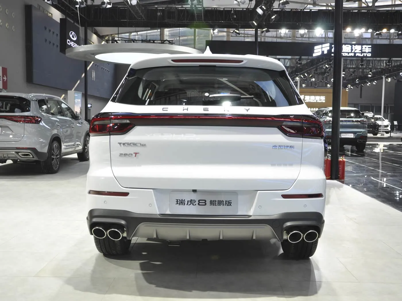 Chery RUIHU8 Tiggo Turbo SUV Shitje e nxehtë Euro VI R18 Lëkurë e re Automatike FWD R18 Aliazh Metal Shock Gaz/Benzinë Majtas Drive Dark