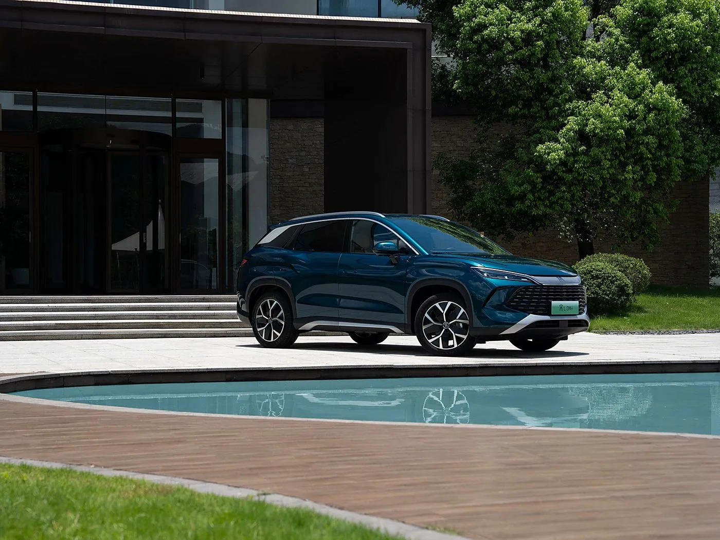 BYD Song L DM-i Kompakt PHEV SUV me rreze të gjatë automjeti me energji të re me shpejtësi të lartë DiPilot 2.0 Sedilje me ngrohje Kamera panoramike 360°