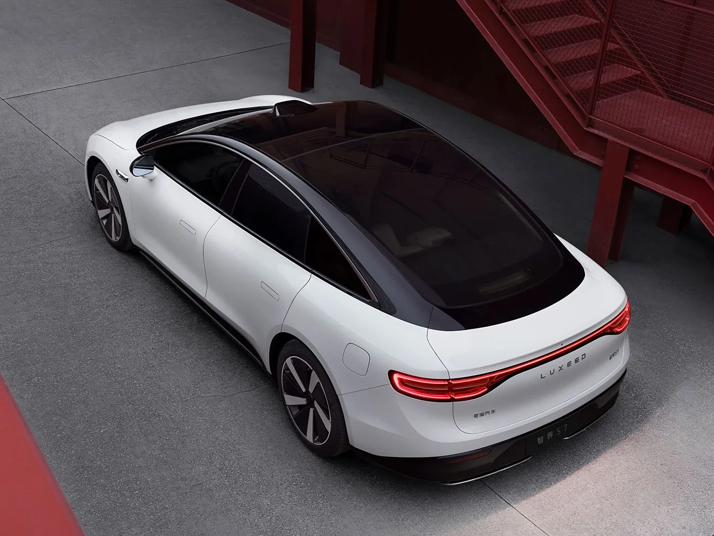 CHERY LUXEED S7 Exeed automjet luksoz elektrik me energji të re me RWD/AWD 4 dyer dhe 5 ulëse