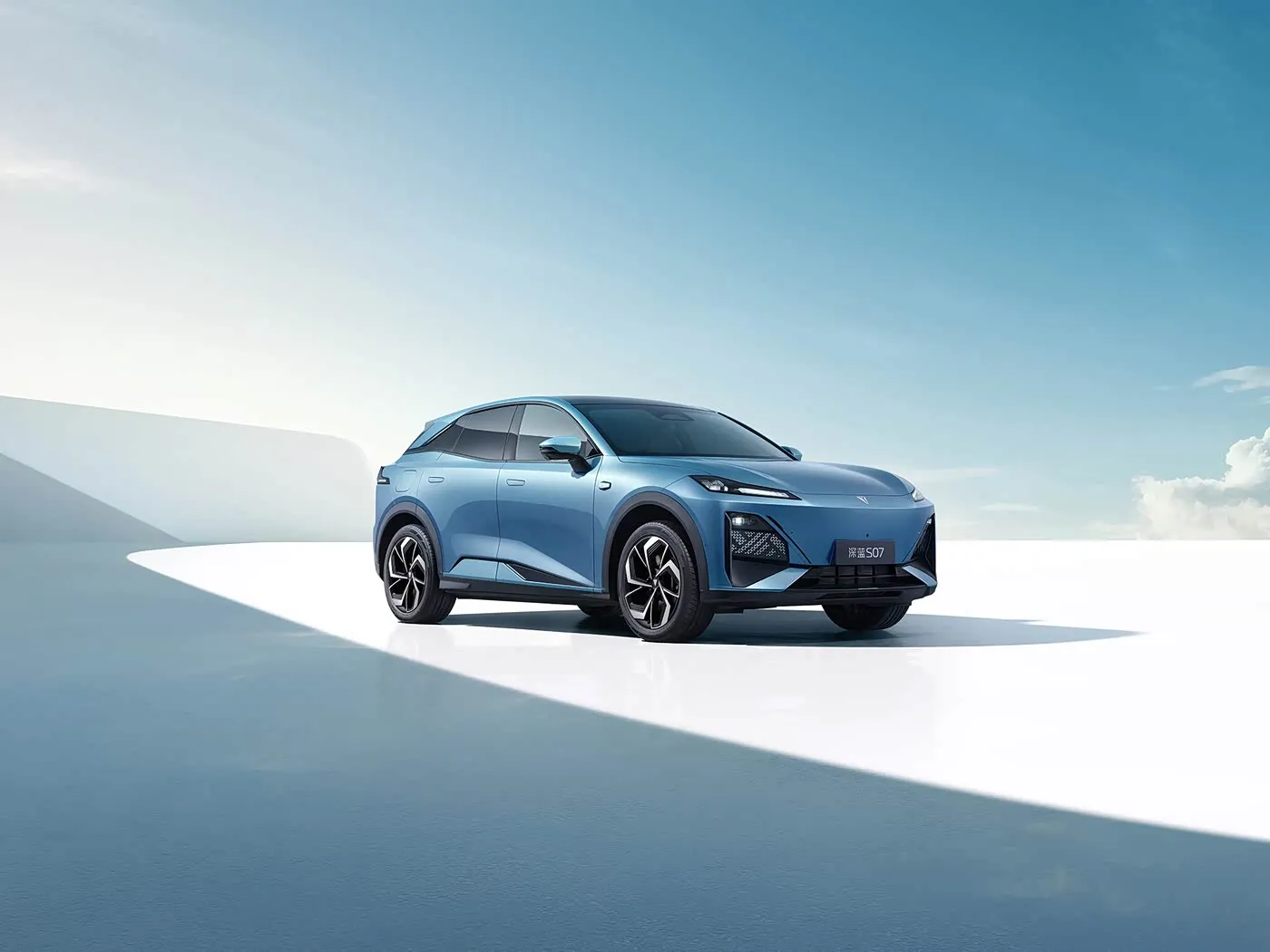Deepal S07 automjet i ri me energji SUV Premium me rreze të zgjeruar/EV Bazë rrote me rreze të gjatë 5 vende Ekran inç